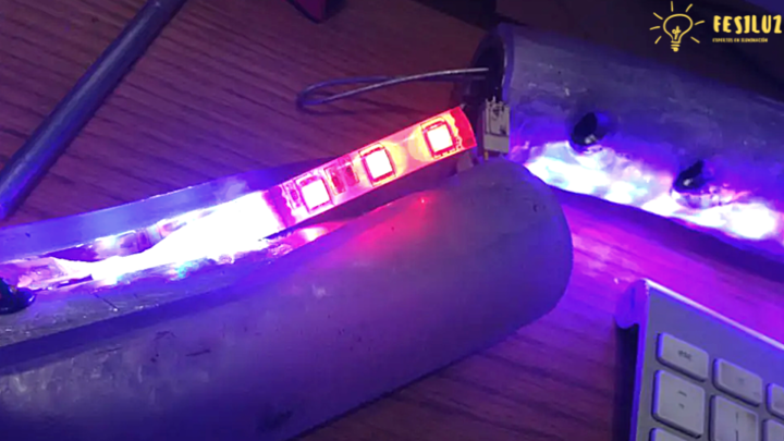 Arreglar una tira de bombillas LED dañada